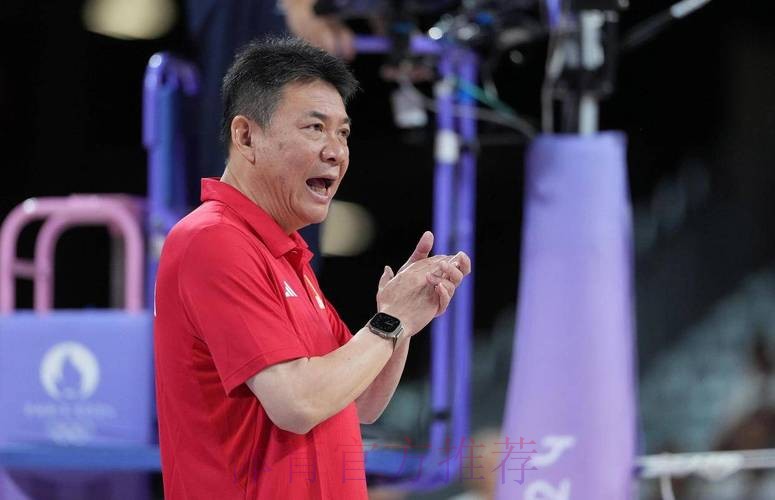 刚愎自用？女排蔡斌透露不用新人真正原因，满足2大条件才有机会